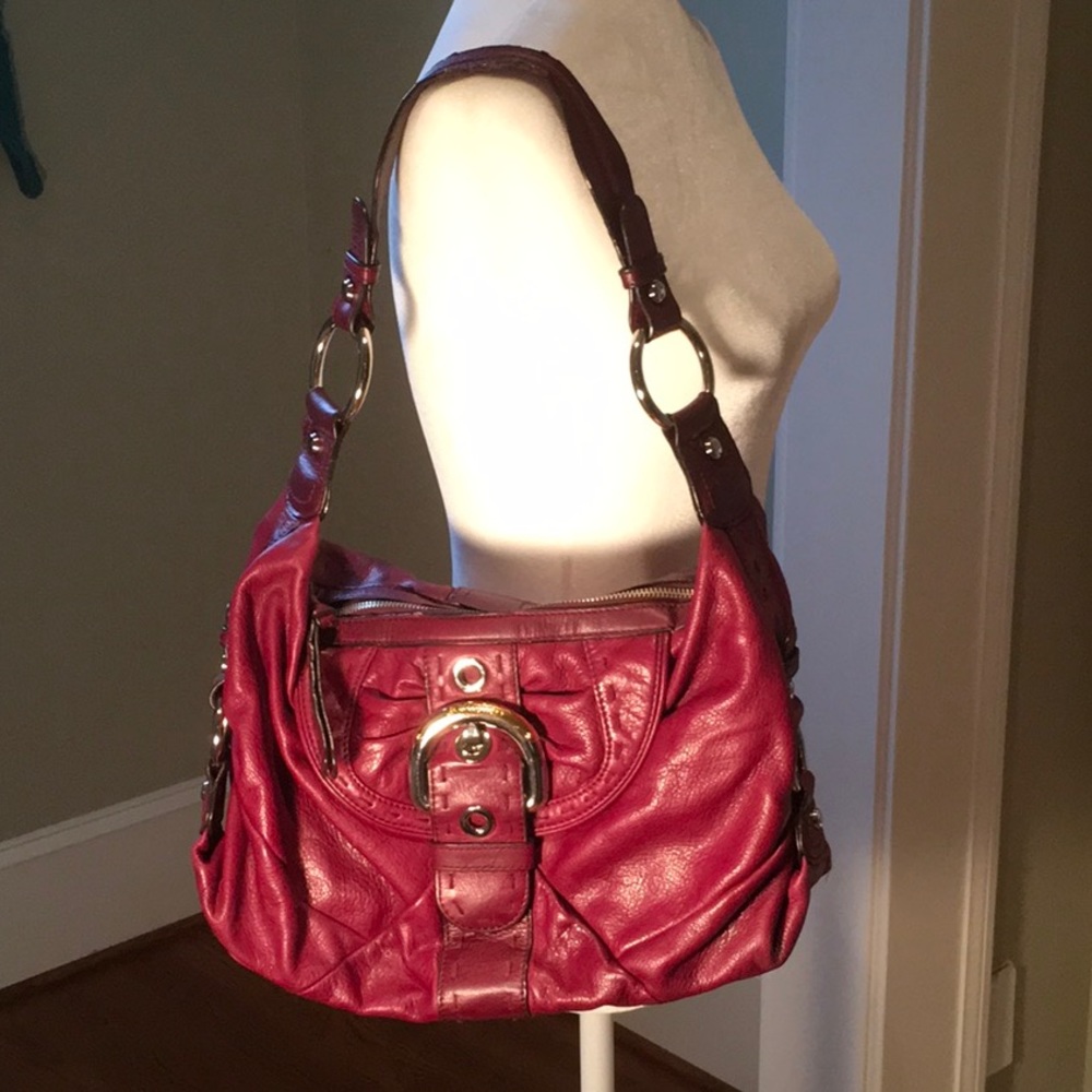 B Makowsky leather handbag